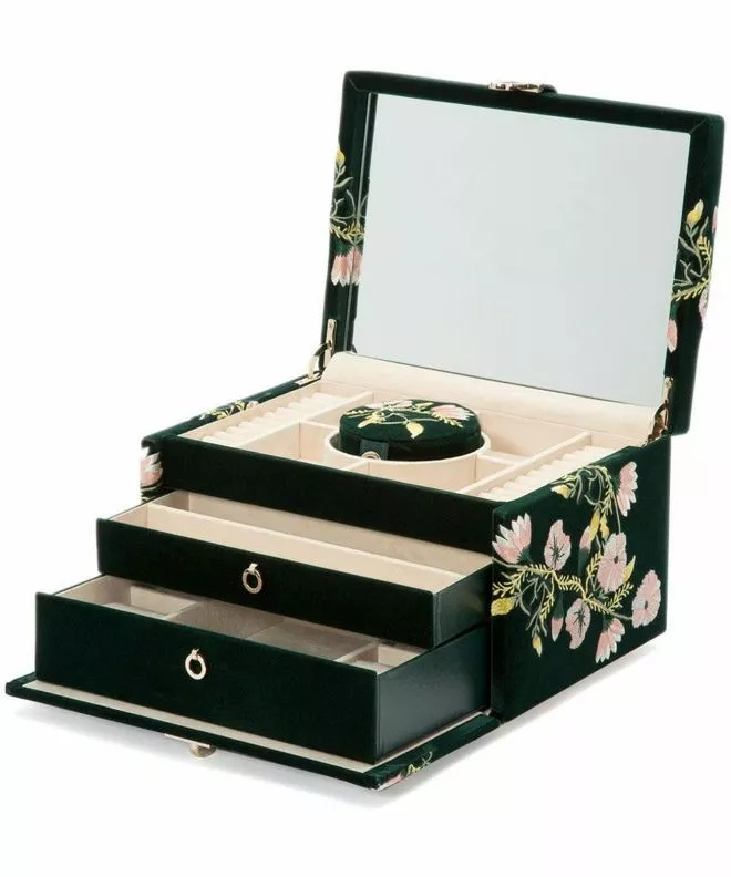 Wolf Zoe box 393112