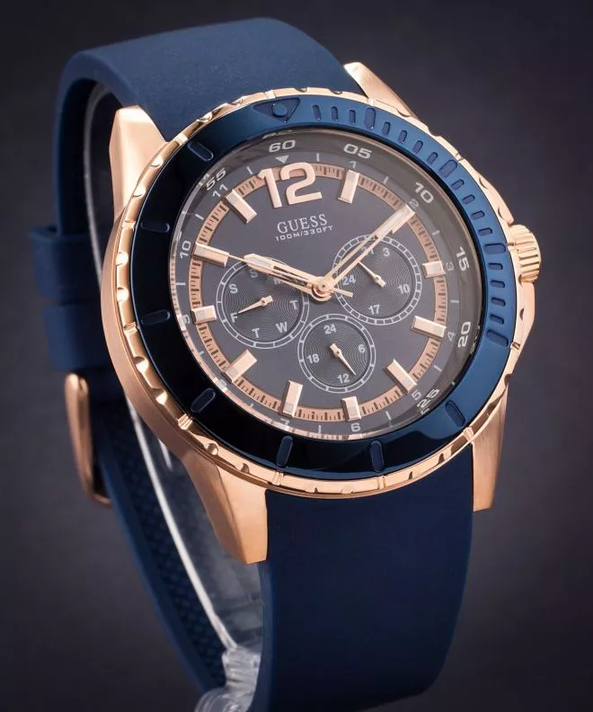 Guess Men's Watch W0485G1