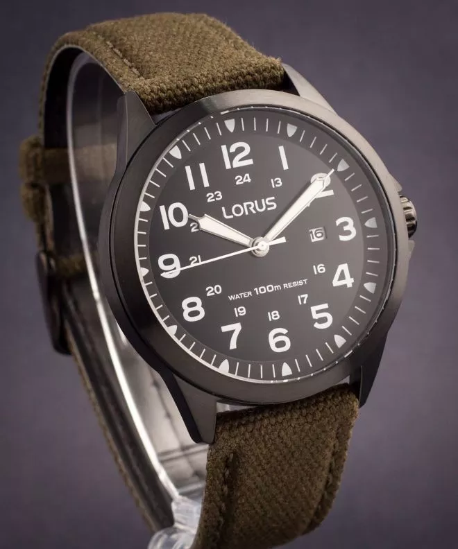 LORUS Orologio Sport Uomo – Bracciale In Acciaio Inox, Quadrante Nero, Quarzo, 43mm, 100m Water Resistant