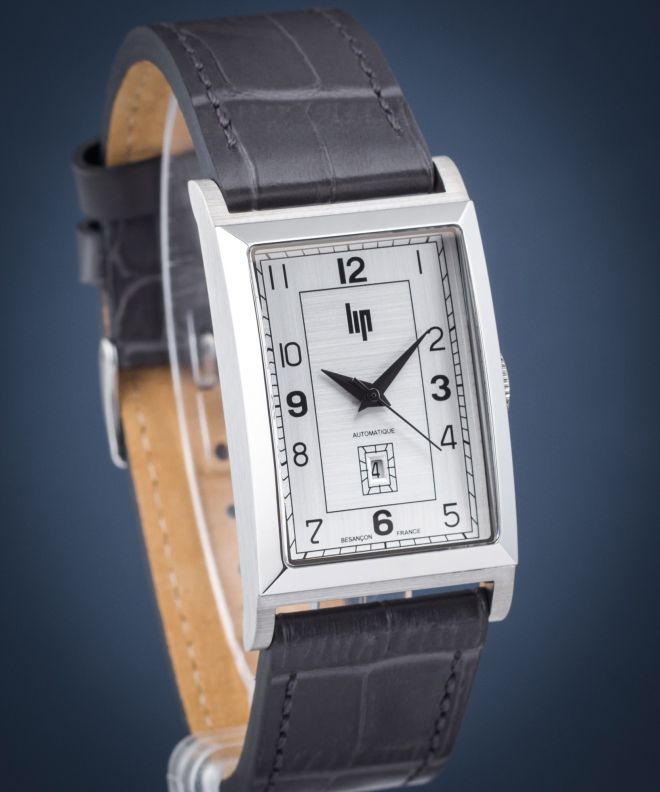 Lip T26 Auto watch 671285