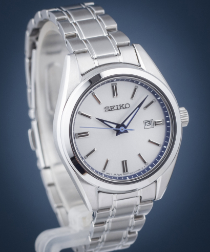 Seiko Classic watch