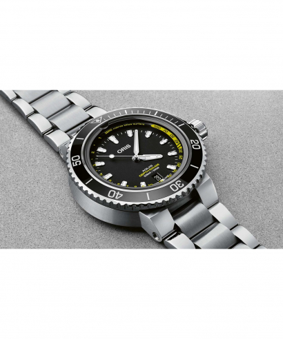 Oris Aquis Depth Gauge Automatic watch
