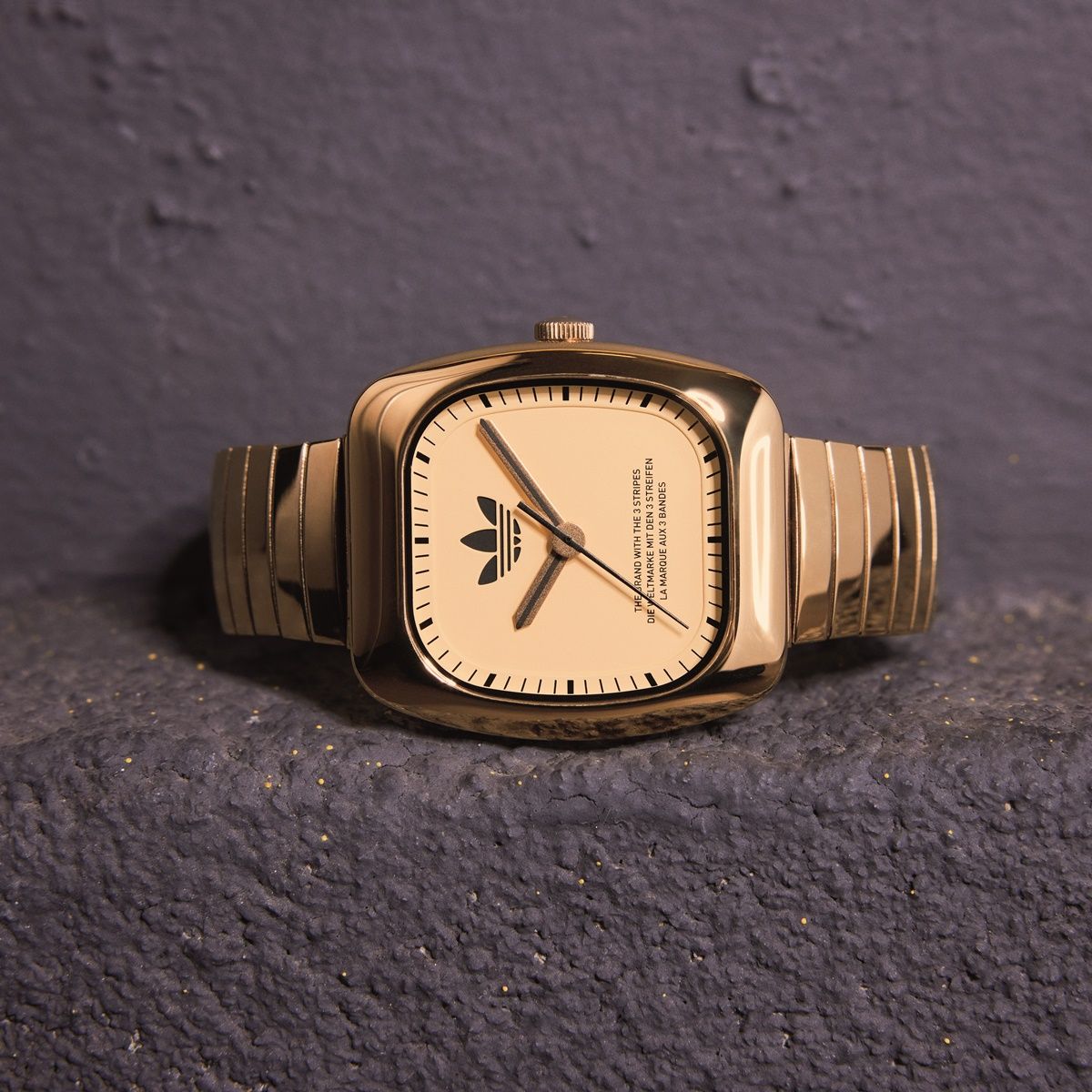 adidas Originals Retro Wave Two watch