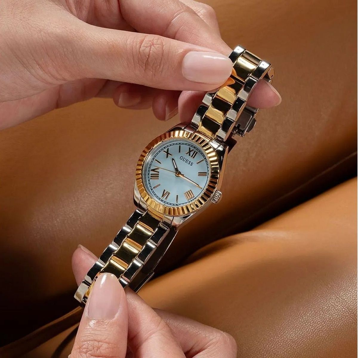 Guess Mini Luna watch