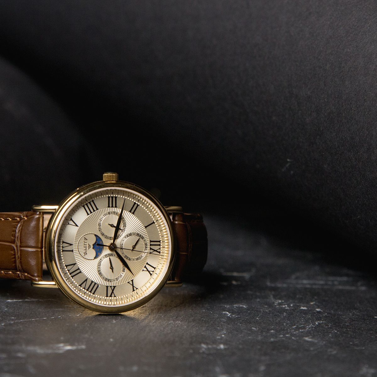 Appella Moonphase watch