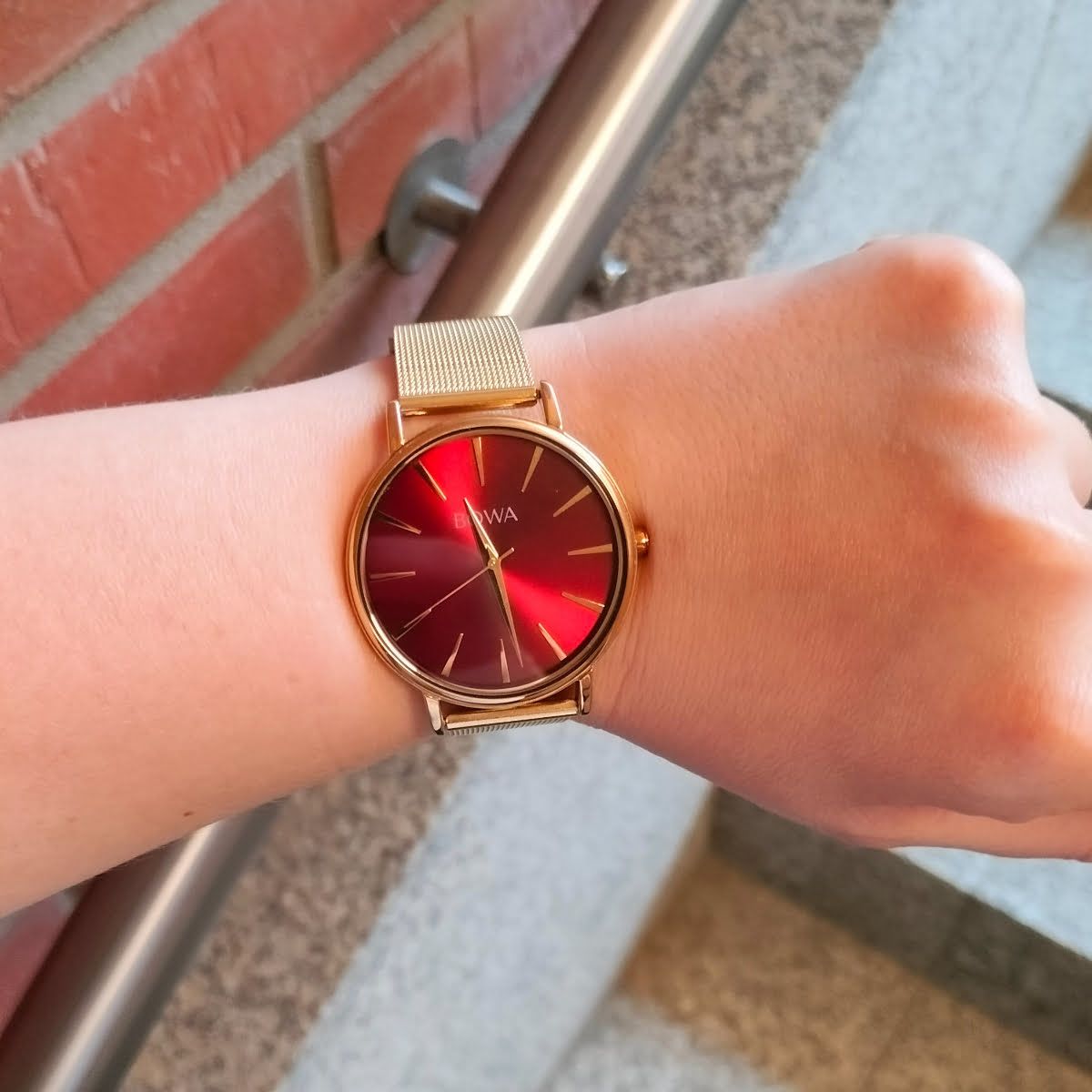 BOWA Praha Red Gold Mesh 38 watch