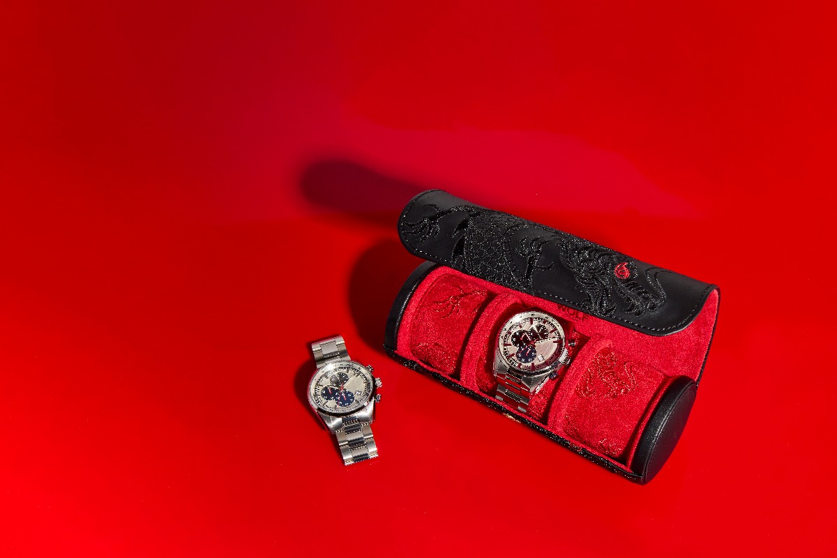 Wolf watch case