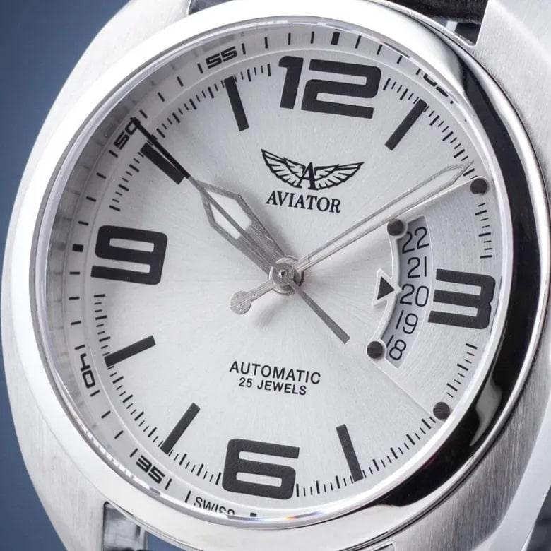 Aviator watch R.3.08.0.091.4 - Sapphire glass