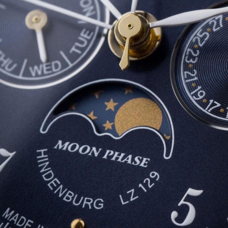 Zeppelin watch 7039-2 - Moon phase indicator